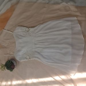 Socialite white dress sz Med